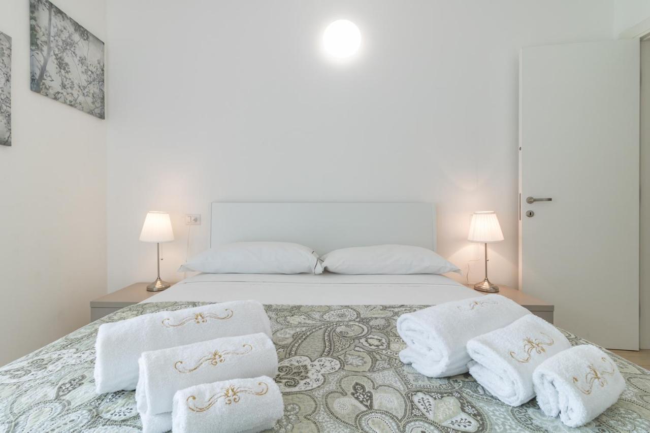 Apartment Azalea - Кремия Экстерьер фото